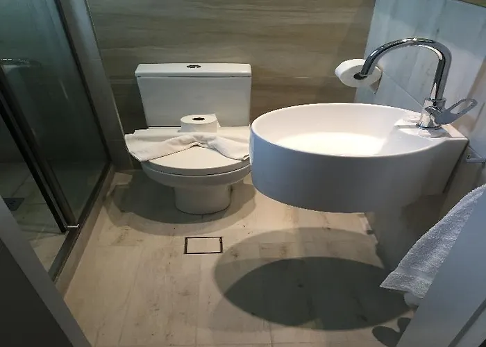 Thetis اليكاناس