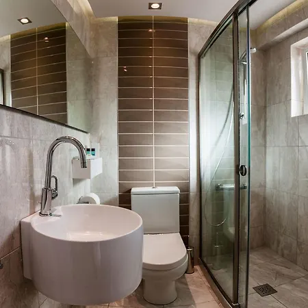 Thetis Apartment